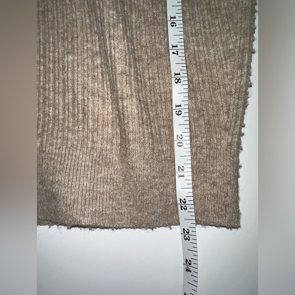 LOFT Women’s Sweater Small Tan Wool Blend 1/4 Zip Pullover Gold Zipper - Picture 5 of 8